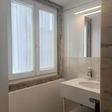 Konukevi Correio Velho 4*